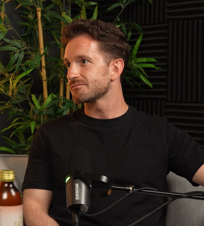 Portrait of Jakob Blei in the NAKED THOUGHTS studio